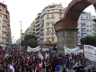 ΚΑΛΕΣΜΑ ΣΥΝΔΙΚΑΛΙΣΤΩΝ ΚΑΙ ΜΕΛΩΝ ΕΡΓΑΤΙΚΩΝ ΣΥΛΛΟΓΙΚΟΤΗΤΩΝ ΓΙΑ ΤΗΝ ΔΙΟΡΓΑΝΩΣΗ ΤΑΞΙΚΗΣ ΔΙΑΔΗΛΩΣΗΣ ΣΤΑ ΕΓΚΑΙΝΙΑ ΤΗΣ ΔΕΘ 2017