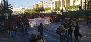 00 – Συγκέντρωση στα Χαυτεία (Αιόλου και Πατησίων)